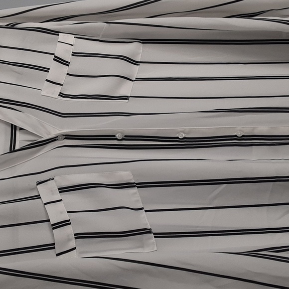 Candie's Striped Black Cream Ivory White Pinstripe Long Sleeve Button Down Top - Picture 3 of 9